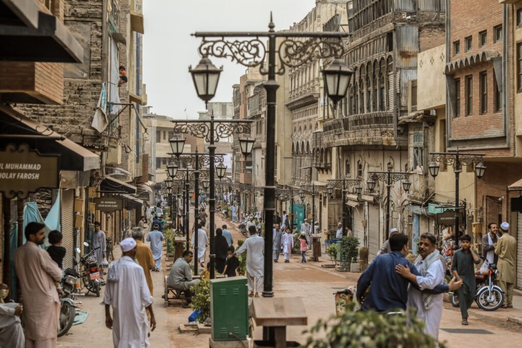 Everyday life in Pakistan beyond political debates and online narratives